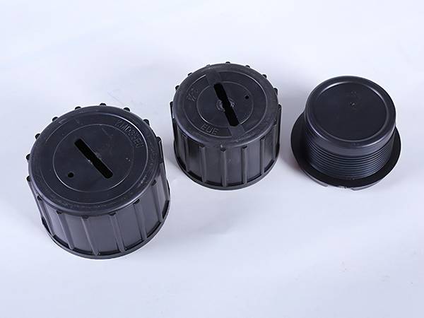 1 male buckle and 2 female buckles in black of one-off thread protector